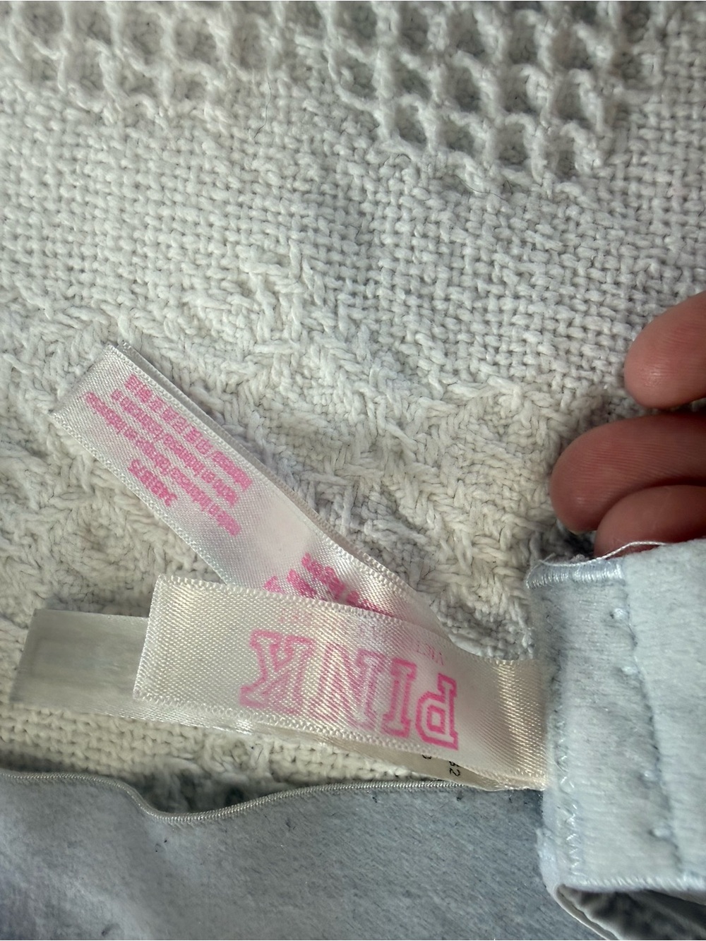 Victoria’s Secret Bra (34B) - Picture 5 of 9